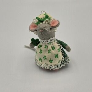 Vintage Handcrafted Shamrock St. Patrick's Day Cloth Country Mouse Ornament